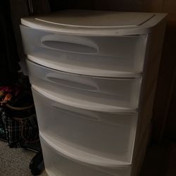 Large Storage drawers 