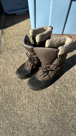 I Am Selling This boots used normal wear like new 