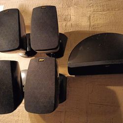Klipsch 5 Speakers Set