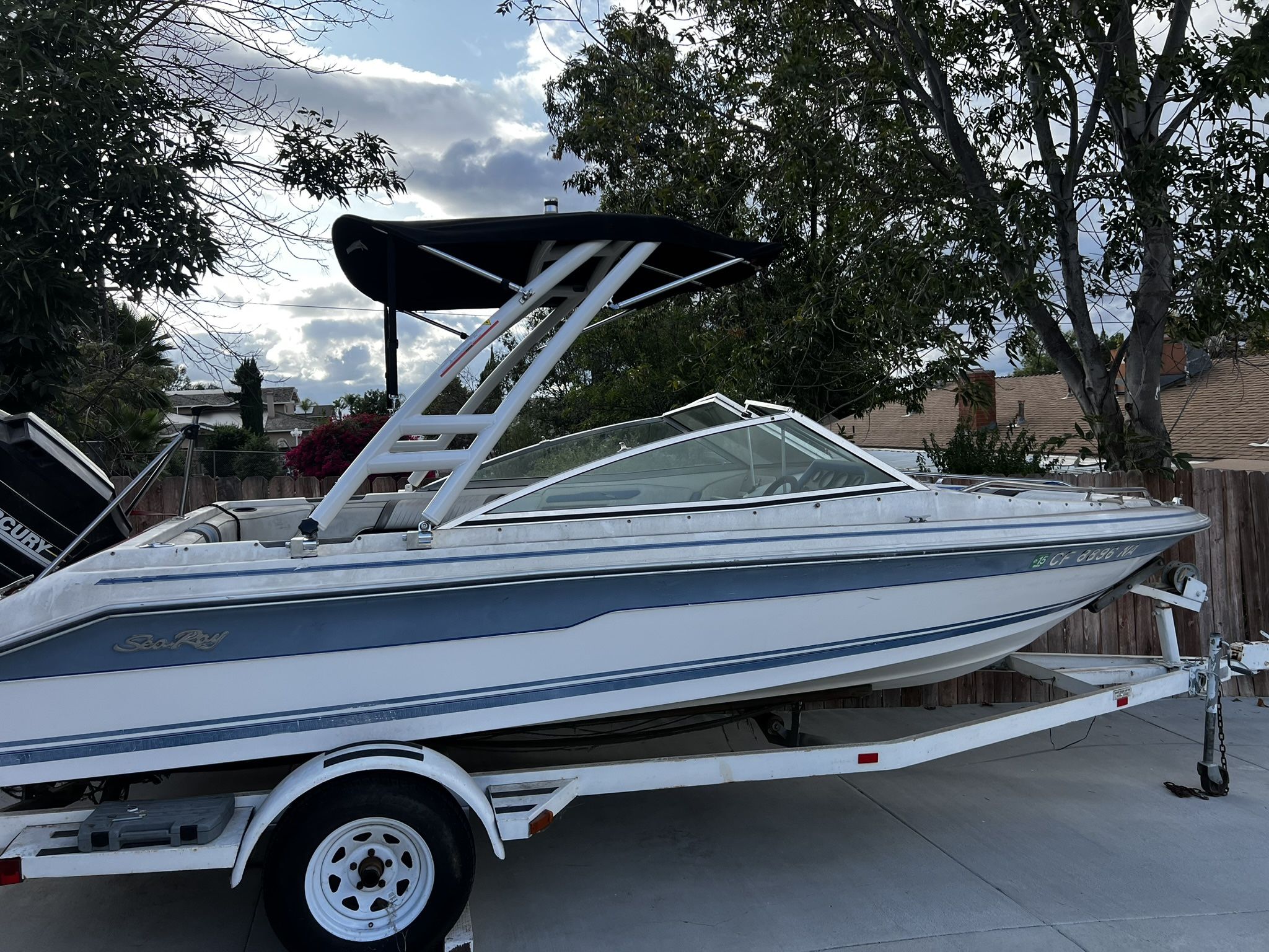 1990 Sea Ray 180 Open Bow