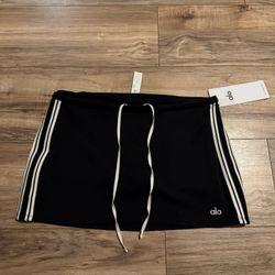 Alo Yoga-Tracker star mini skirt