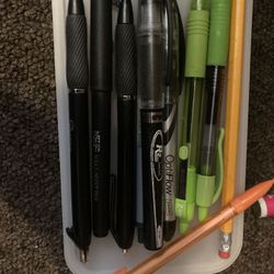 Writing Utensils & Art Supplies