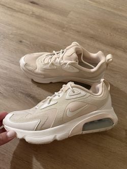 Nike Women's Air Max 200 Light soft