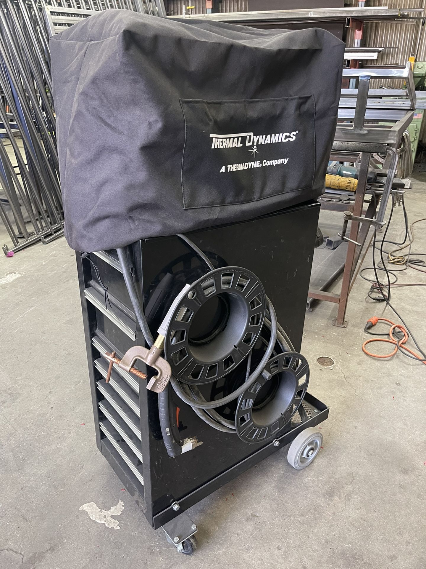Victor technologies Thermal Dynamics Cutmaster 51 Plasma Cutter Compete