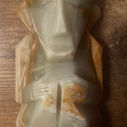 Vintage Peruvian Onyx Or Granite Statue