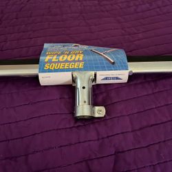 NEW FLOOR SQUEEGEE
