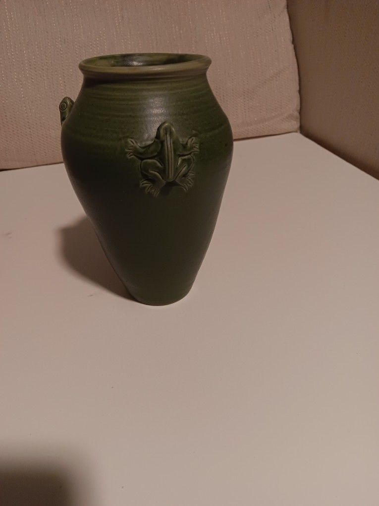 Frog Vase