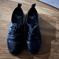 Black Doc Martin Shoes