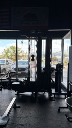 Rogue Lat Pull machine