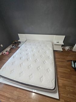 Mattress and Queen Platform Bed