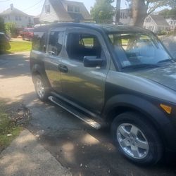 2005 Honda Element 