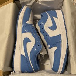 Air Jordans 1 Low SE “White Legend Blue” Men’s 9.5 New In box