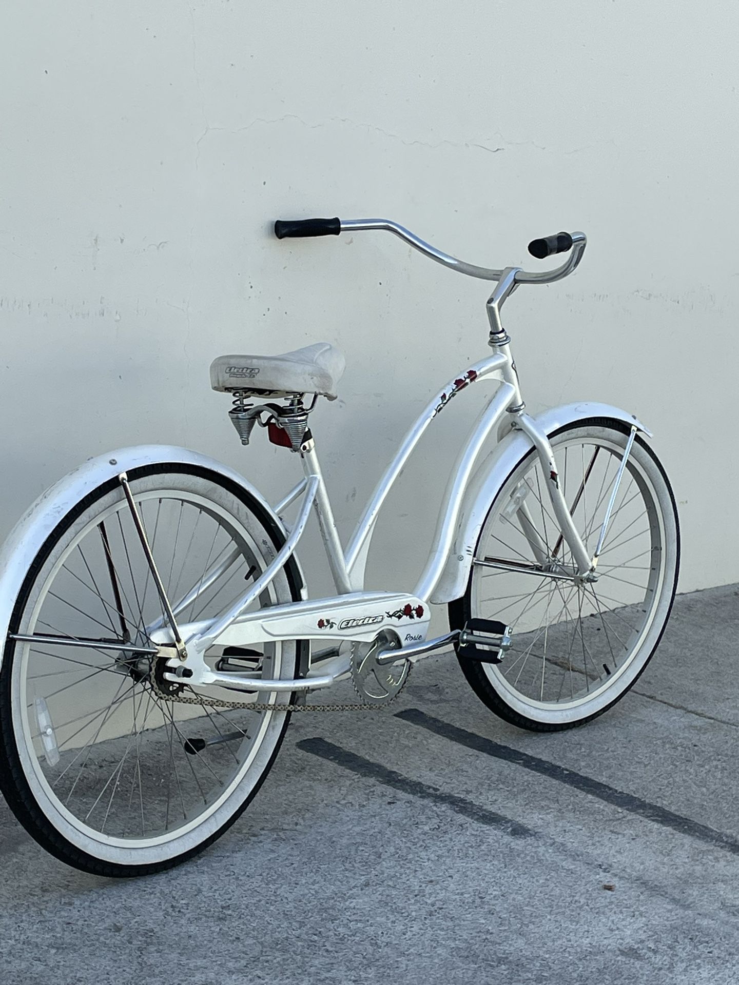 Electra Rosie Beach Cruiser Bike 