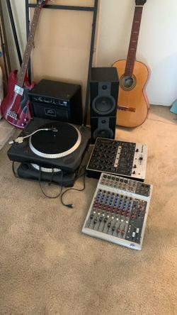 Studio equipment, amp and speakers