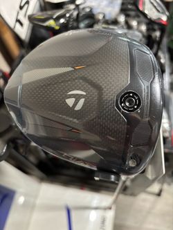 Brand New Taylormade QI4D MAX Golf Driver