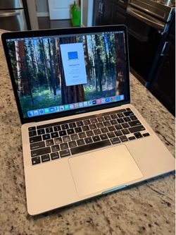 Apple MacBook Pro 13” M2 (2022) | 8GB RAM | 256GB SSD |