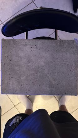 Jordan 4 Grey cement