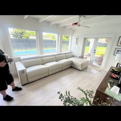 Fully Reclineable Leather Chaise Sectional Couch