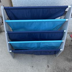 Kids bookshelf Free