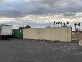 $2500 Containers 40ft Used/New