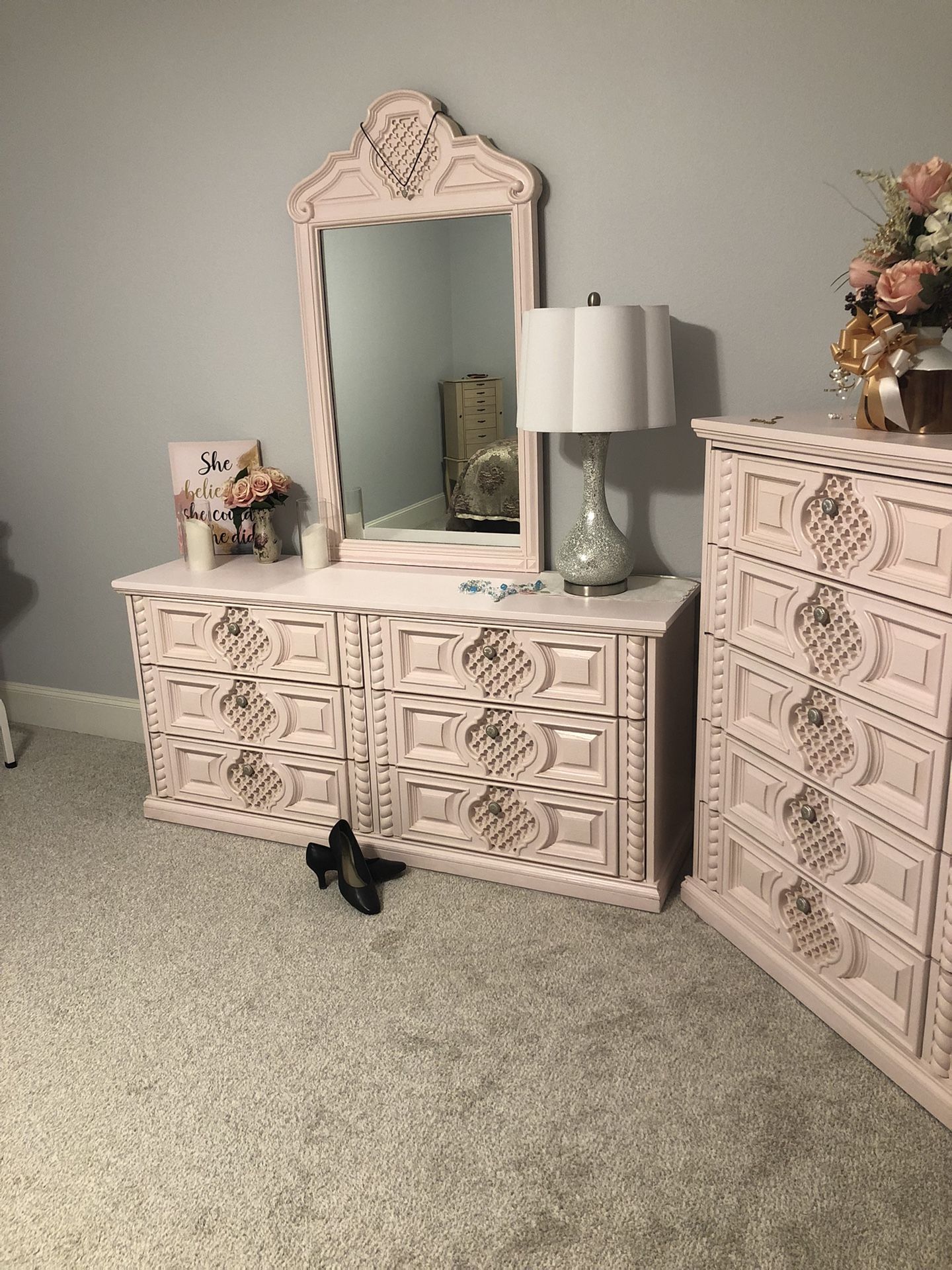 Bedroom Suite, Bassett, Pink 