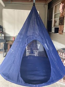 Outdoor hammock