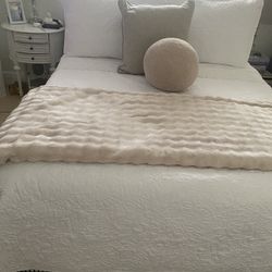 Bed and mattress