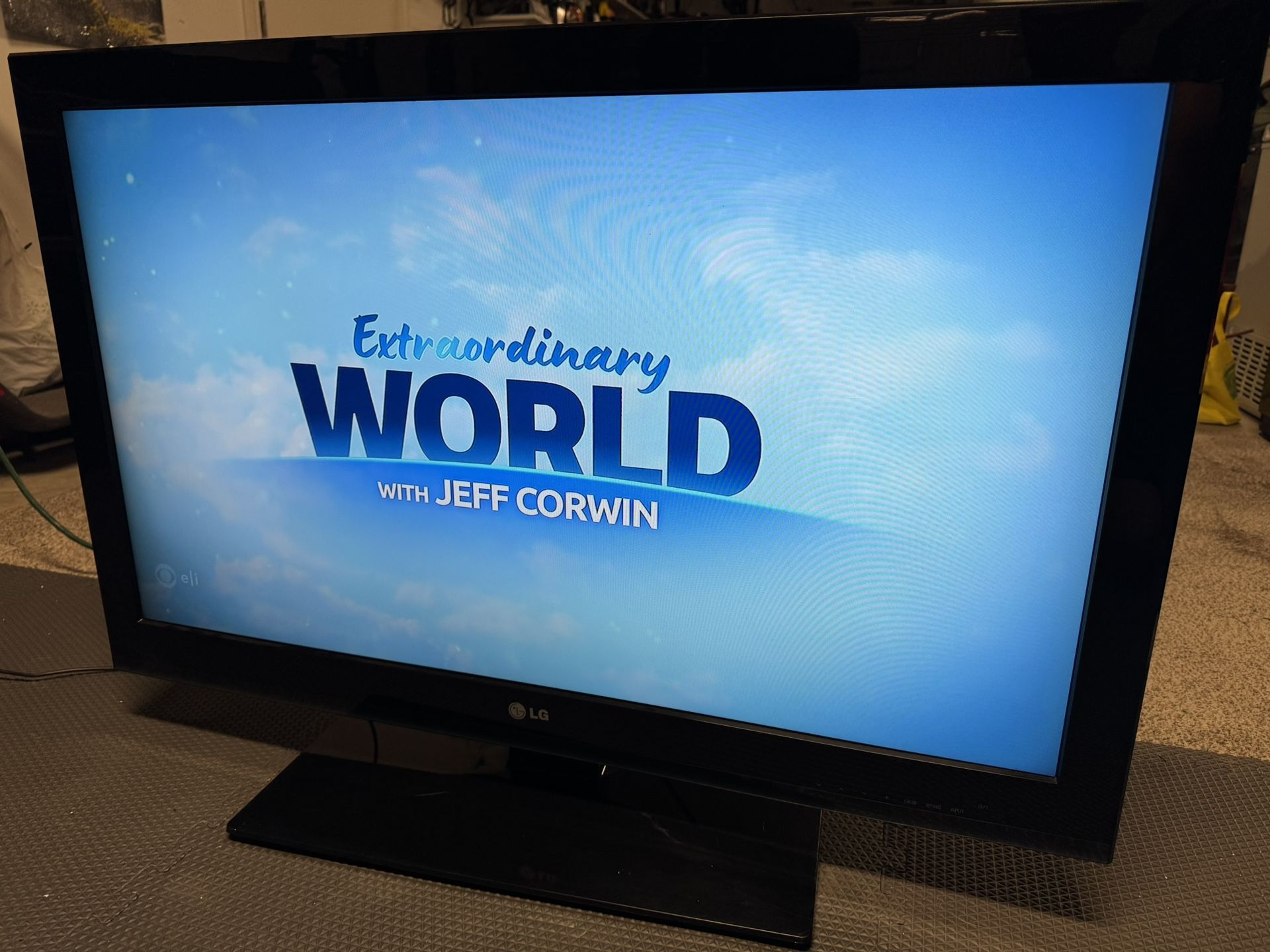 LG 37 Inch LCD 1080p HDTV