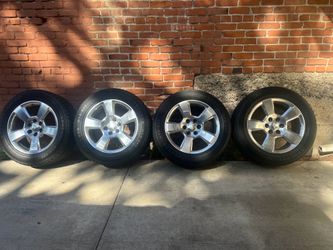 Factory OEM wheels, off a 2015. Chevy Tahoe