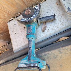 Makita 7 in Grinder