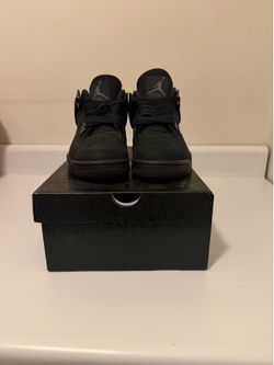 Black cat  4s