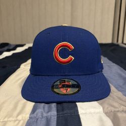 Chicago Cubs Fitted Hat
