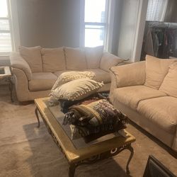 Cream/ Beige 