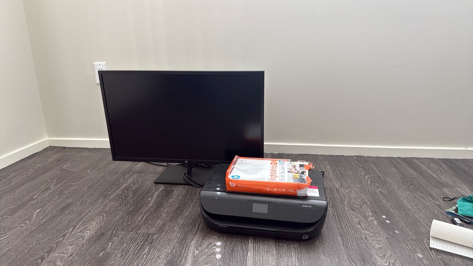 HP Printer + Monitor (free)