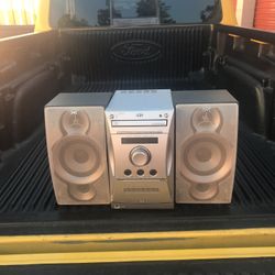 JVC Stereo System 
