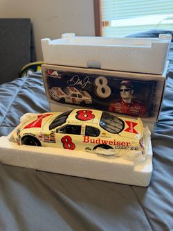 Dale Earnhardt Jr. #8 Budweiser NASCAR Diecast Car