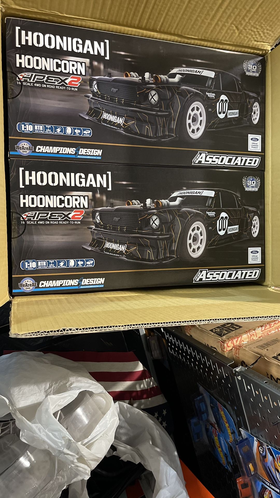 1/10 Apex2 Hoonicorn RTR