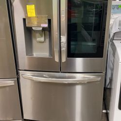 LG LFXSS 26 cu. ft. InstaView™ Refrigerator D4