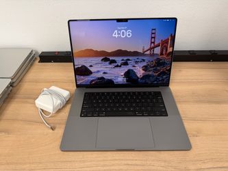 MacBook Pro 16 **10 Core M1 Pro **1TB Only $999