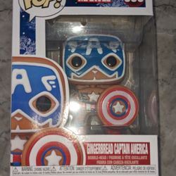 Gingerbread Captain America #933 - Marvel Holiday Pop! Vinyl Figure.

In perfect new condition.

Never been removed from the box.

Box is in good shap