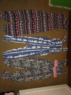 Size 7/8 girls rompers in really good condition like new