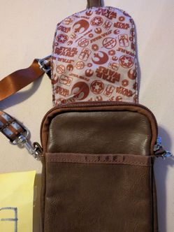 F12) disney parks Star Wars wookie purse