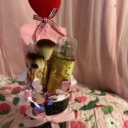 Valentine,s Day Gift Bath & Body Works 