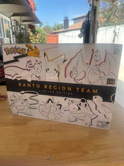 Pokémon SDCC 2024 kanto region figures