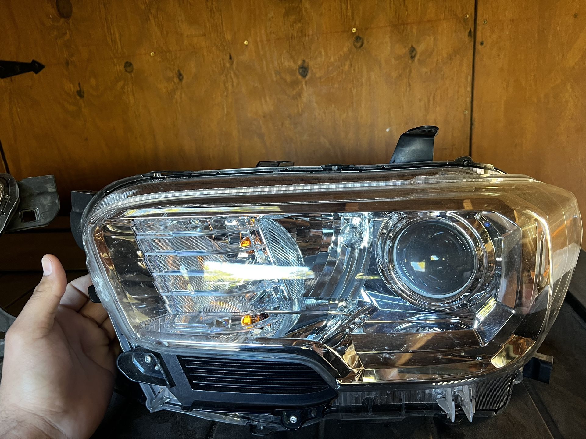 2021 Toyota Tacoma Stock Headlights