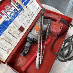 Milwaukee Rotary Hammer