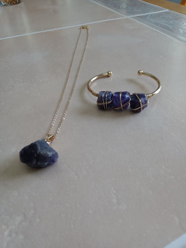 Brand New Natural Amethyst Necklace And Bracelet Set