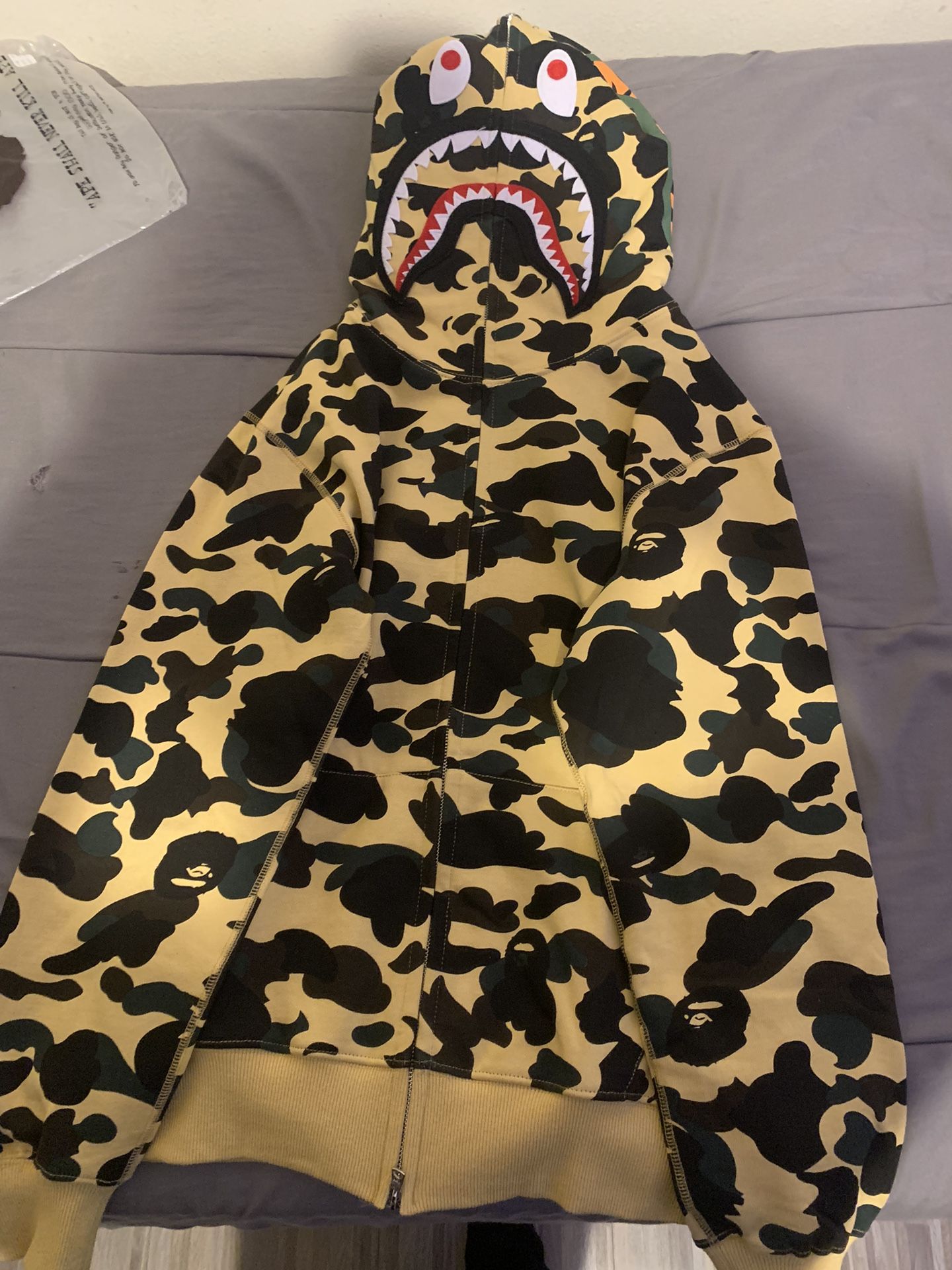 camo bape hoodie