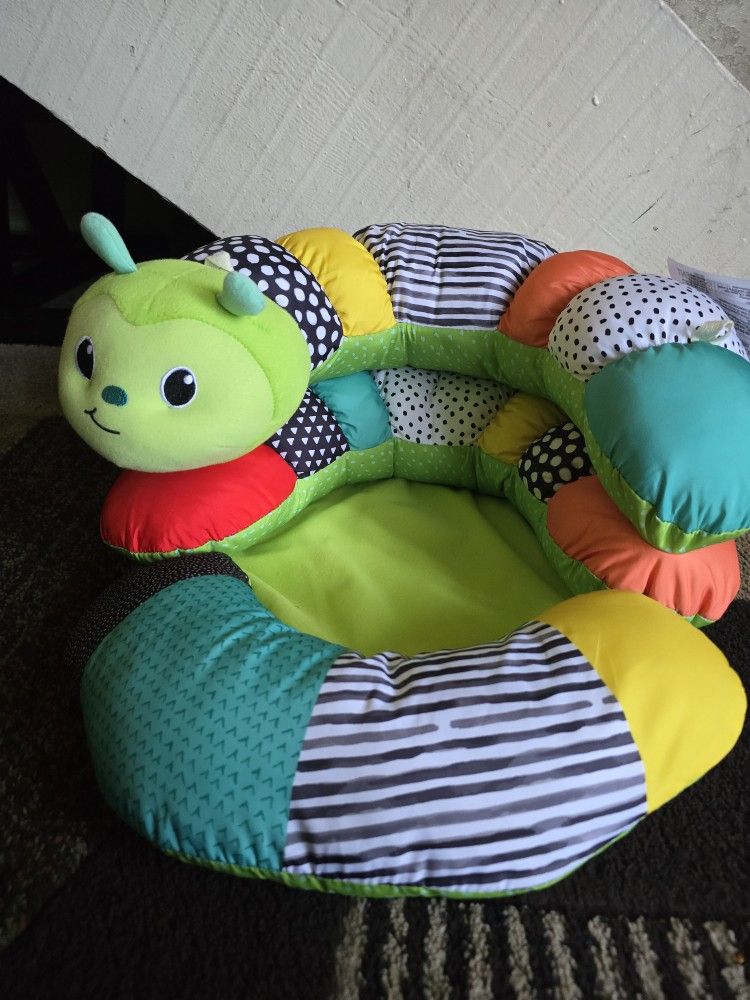 Infantino Caterpillar Seat & Tummy Time