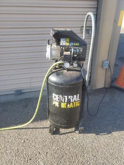 Central Pneumatic 21 Gal 125 PSI Air Compressor